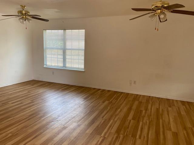 Foto del edificio - 516 Seed Cove