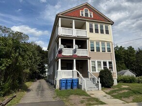 Building Photo - 134 Pearl St