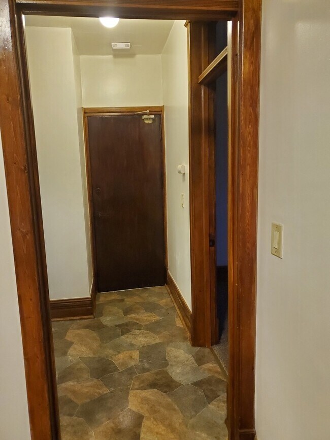 Back hallway - 425 N 1st Ave E