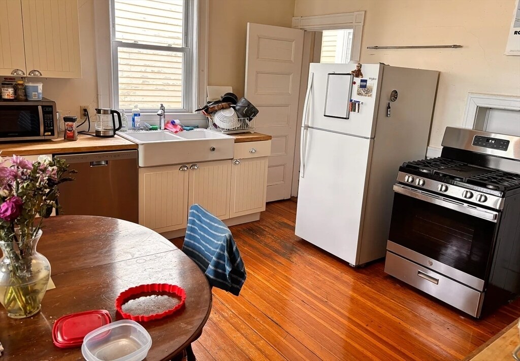 Foto principal - 67 Dana St