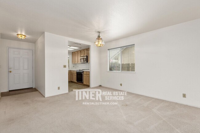 Foto del edificio - 5234 Janell Way