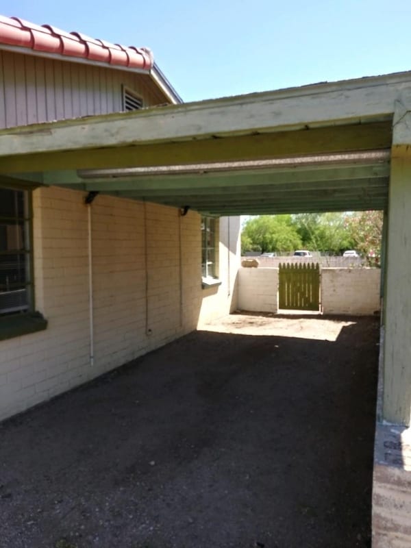Building Photo - 2138 N Forgeus Ave
