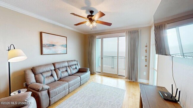 Foto del edificio - 2228 Beach Dr