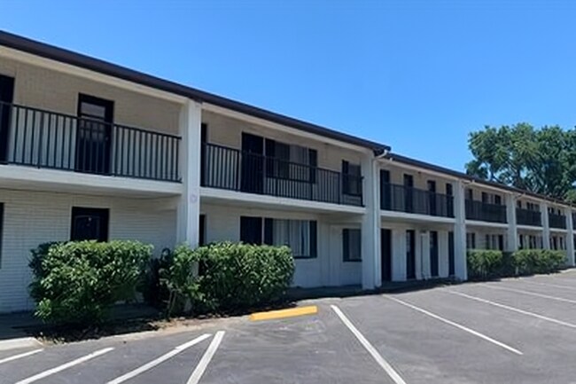 Foto del edificio - 2 N Fernwood Ave
