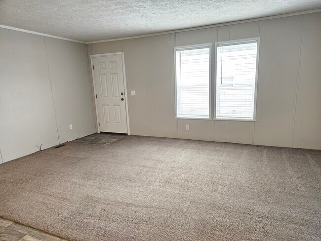 Building Photo - 9636 Anchor Dr