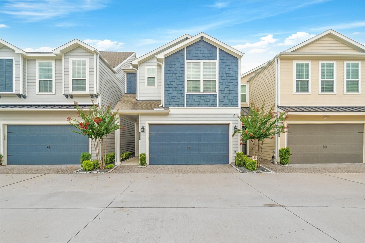 Foto principal - 1510 Upland Glen Way