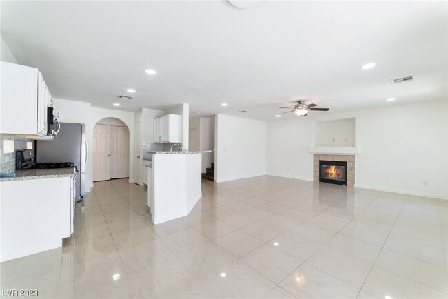 Building Photo - 9632 Gatesville Ave