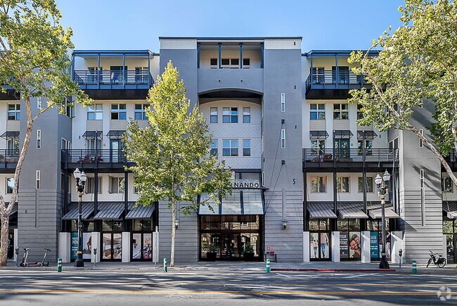 Building Photo - 101 San Fernando