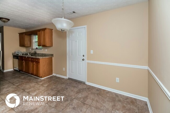 Foto del edificio - 685 Nassau St