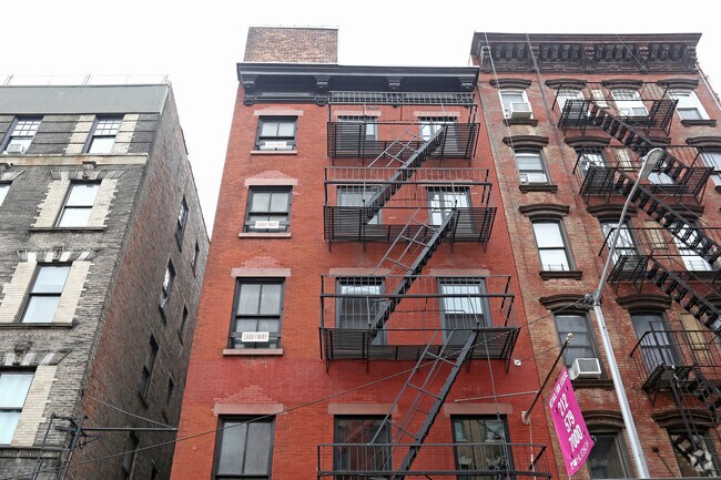 Building Photo - 178 Prince St
