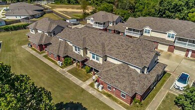 Building Photo - 1203 Lovett St