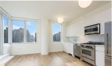 Primary Photo - 515 9th Ave