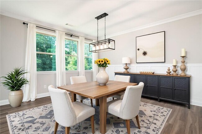 Foto del edificio - 5745 Pickens Garden Ln