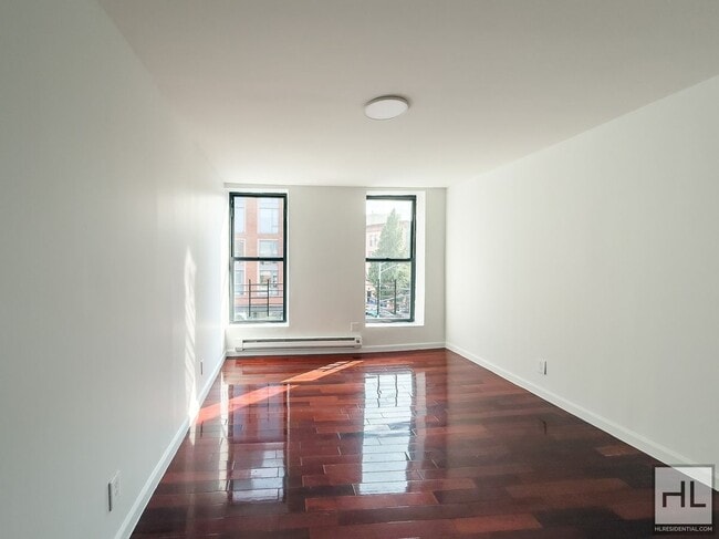 Building Photo - FULTON STREET / Available Now – No Fee! Sp...
