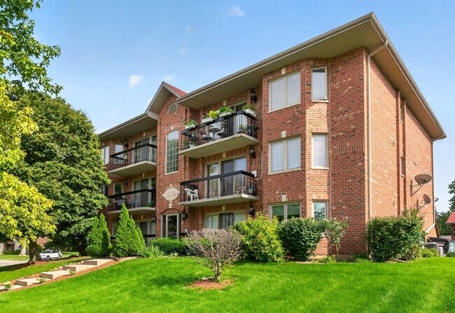 Foto del edificio - 1204 Chalet Rd