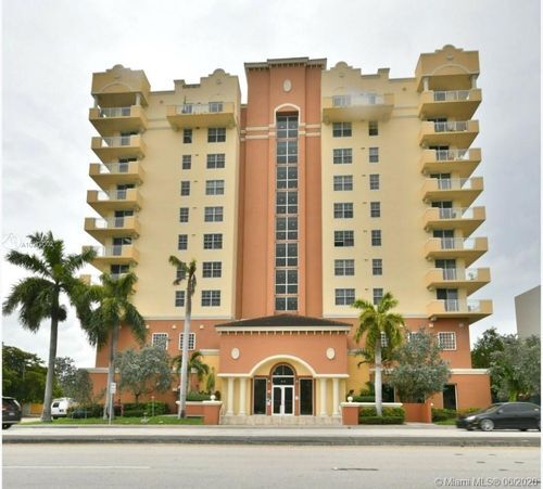 Foto principal - 215 SW 42nd Ave