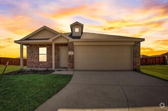 Building Photo - 2832 Ozark Cir