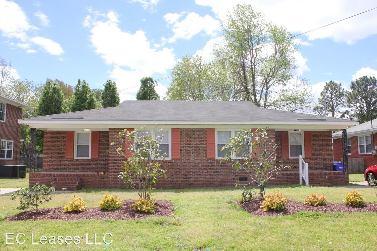 Primary Photo - 1308 Willow St