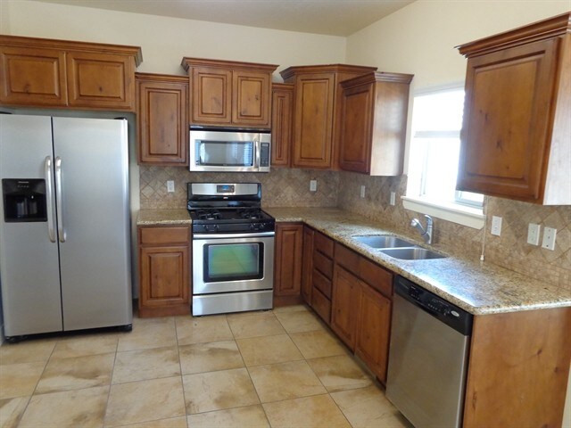 Foto del edificio - 4792 Addison Ave