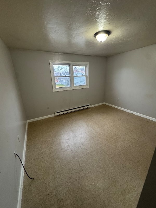 Building Photo - 10 Tower St