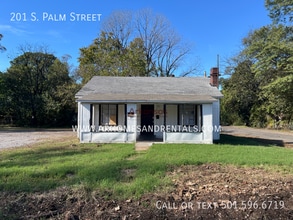 Building Photo - 201 S Palm St