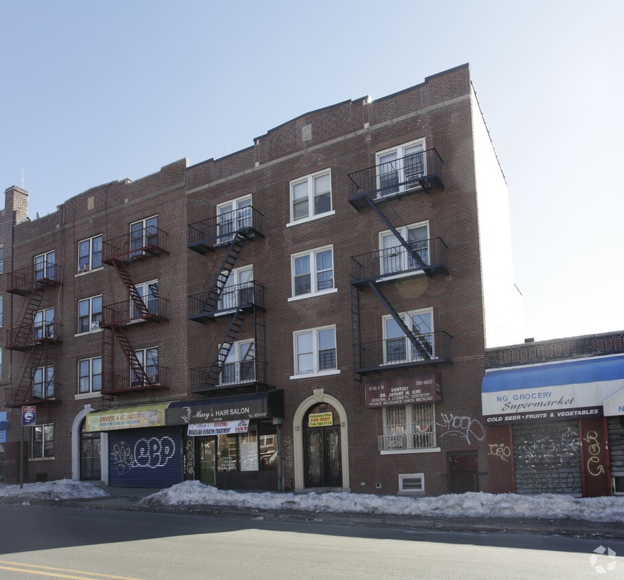 Primary Photo - 47-06 48th Ave