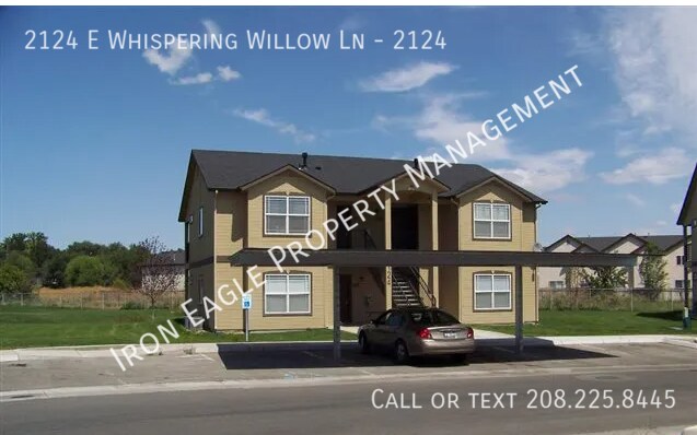 Primary Photo - 2124 E Whispering Willow Ln