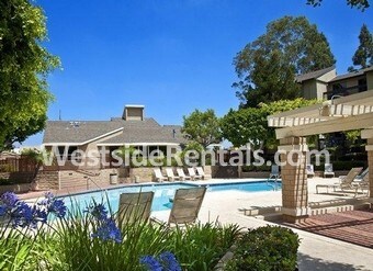 Primary Photo - 22700 Lake Forest Dr
