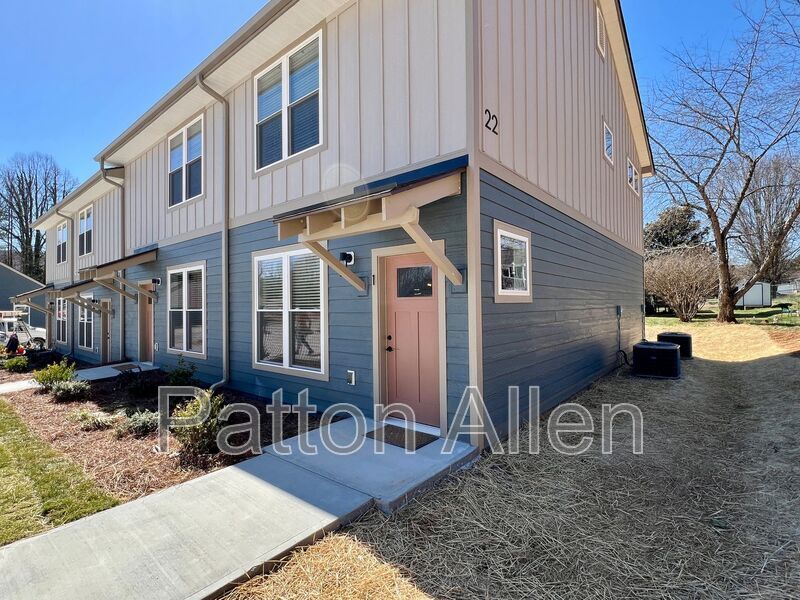 Primary Photo - 22 Catawba Valley Ct