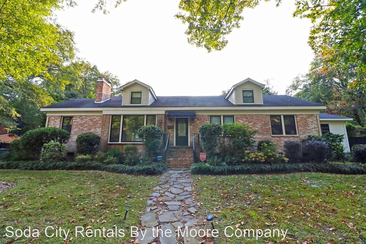 3 br, 2.5 bath House 3938 Wilmot Ave House Rental in Columbia, SC