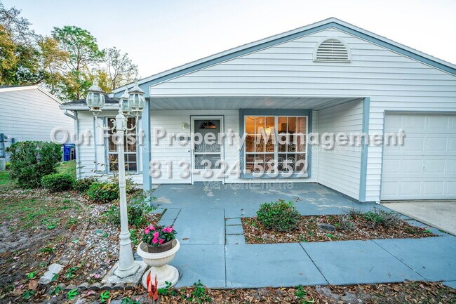 Building Photo - 2764 Kavalier Dr