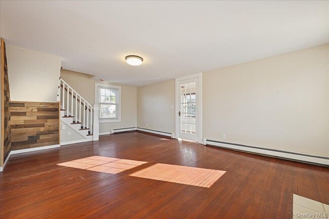 Foto del edificio - 94 Chapel Ave