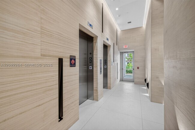 Foto del edificio - 153 N Seabreeze Blvd