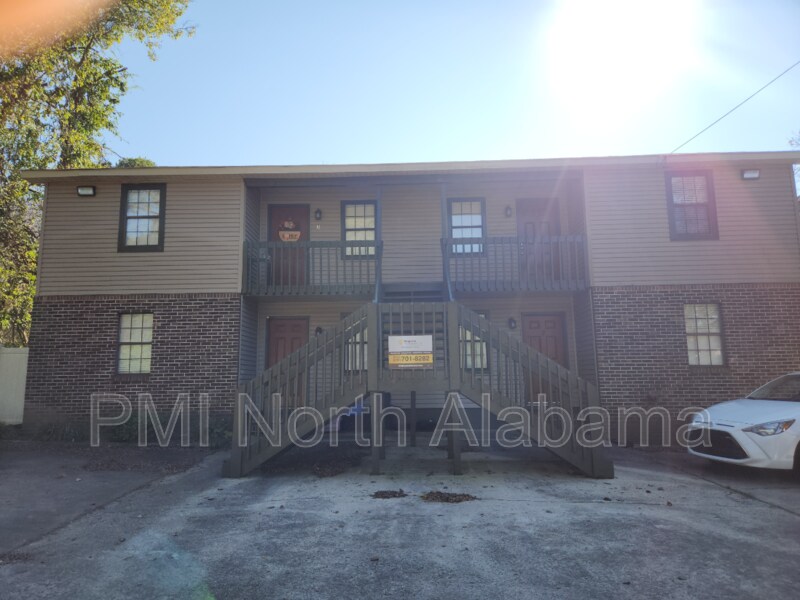 Primary Photo - 1203 North St SE