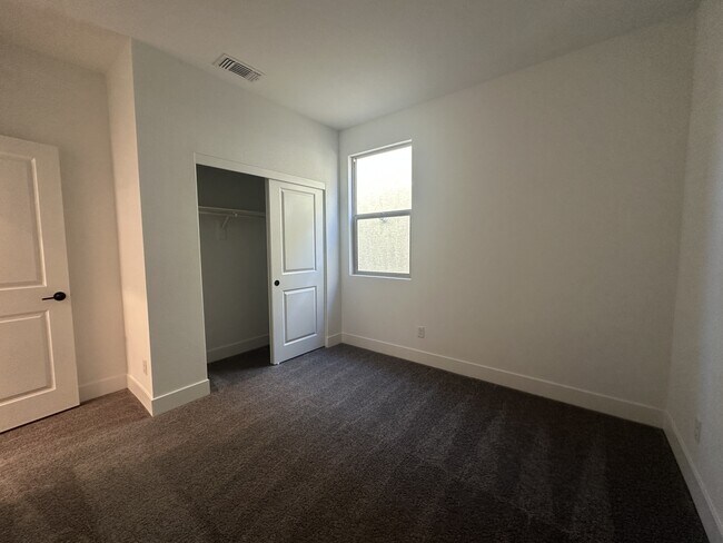 Foto del edificio - 10273 Digby Fine St