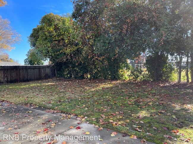 Building Photo - 3 br, 2 bath House - 2552 Warrego Way