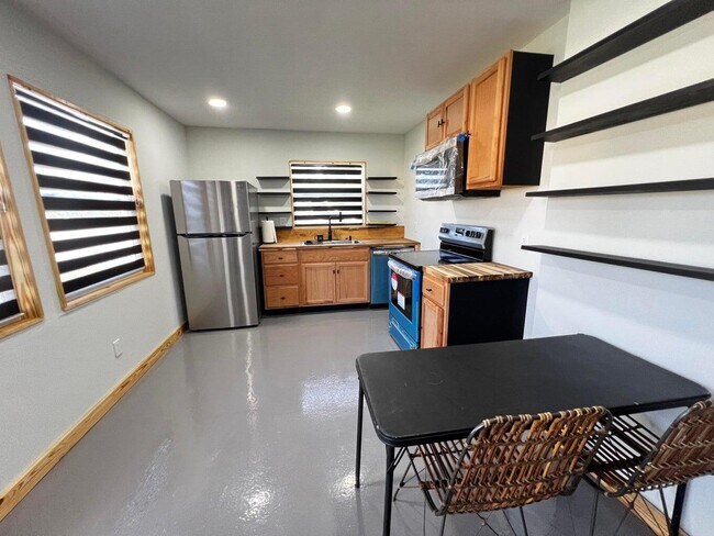 Foto del edificio - 8535 40th Ter N