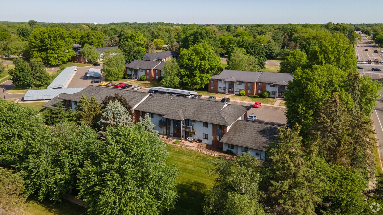 Mallard Cove Apartments Apartments in Portage, MI