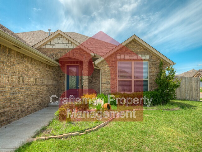 Building Photo - 3413 Huron Cir