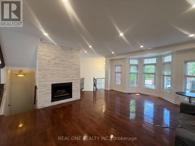 Building Photo - 93 Brunswick Ave