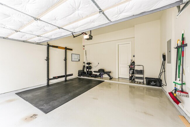 Foto del edificio - 5209 Allen St