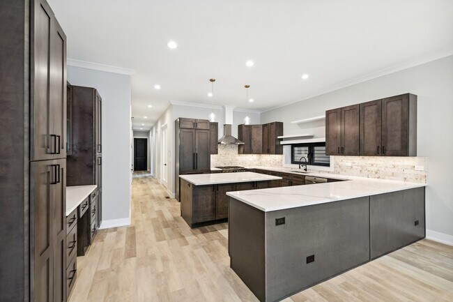 Foto del edificio - 1638 N Sedgwick St