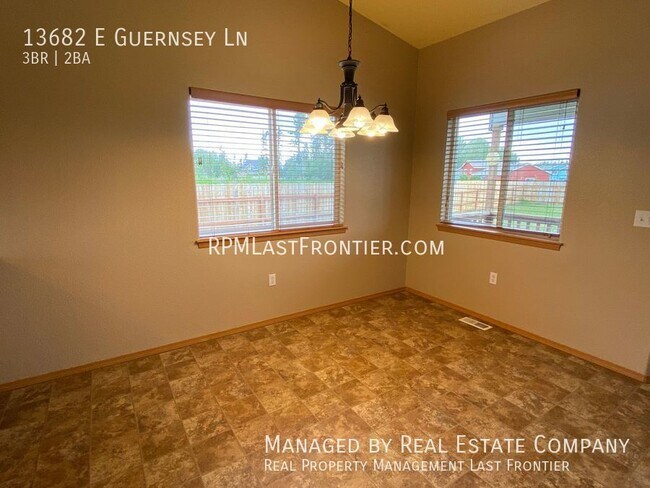 Building Photo - Ranch Style Palmer Home with Huge Fenced Yard