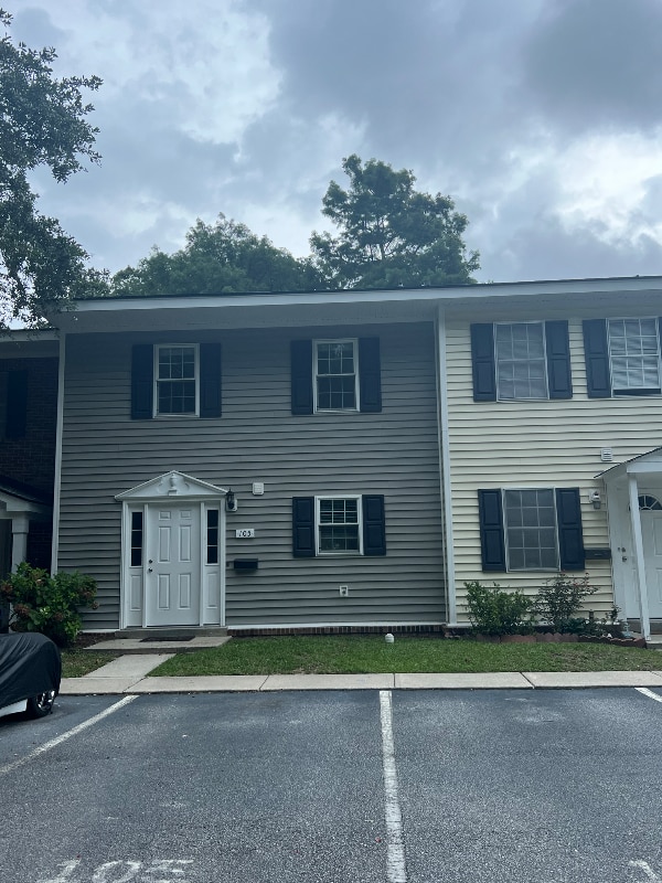 Photo - 105 Heritage Cir Townhome