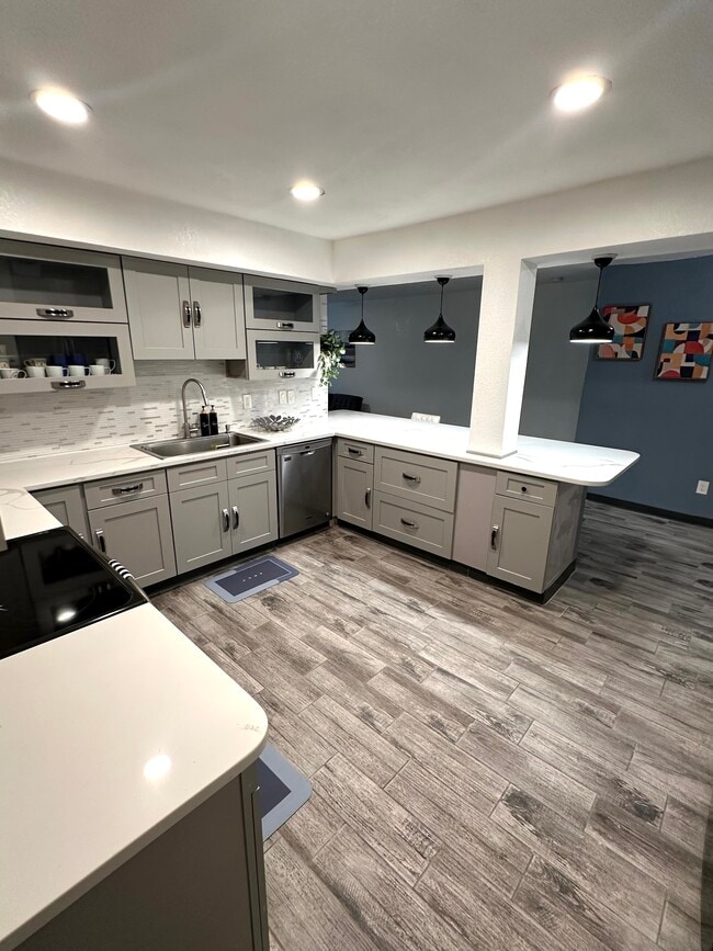Remodeled Kitchen with new appliances - 423 Ololu Dr