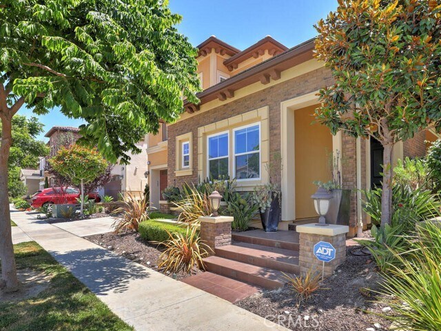 Building Photo - 21 Tigerlily