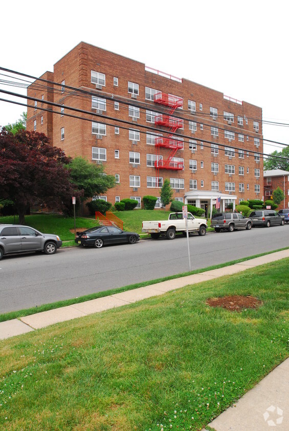 Building Photo - Cherry Hill Towers