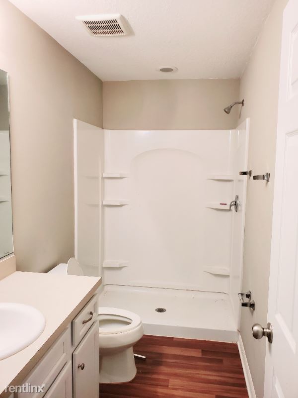 Foto del edificio - 3 br, 2 bath House - 4000 Almond Ave