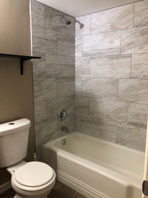 Foto del edificio - 831 W 3rd St