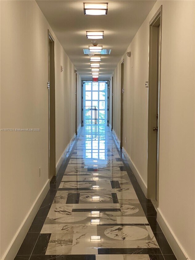 Foto principal - 1201 Pennsylvania Ave
